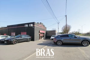 Local commercial - 168m²