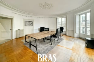 Local d'activité - 130m²