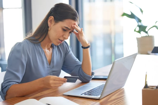 Arnaque immobilière : comment repérer et éviter les pièges ?