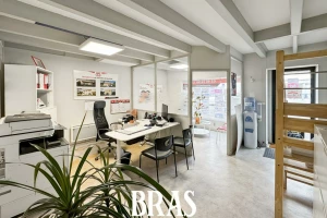 Local commercial - 237m²