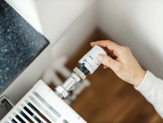 Comment réduire sa facture de chauffage en hiver ? : 5 solutions efficaces en 2026