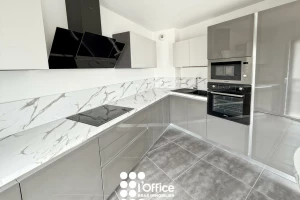 Duplex/Triplex - 125m²