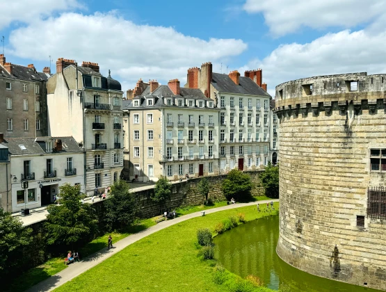 Location d’un appartement : qui paie les travaux et réparations ?