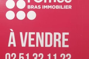 Locaux/Biens immobiliers - 250m²