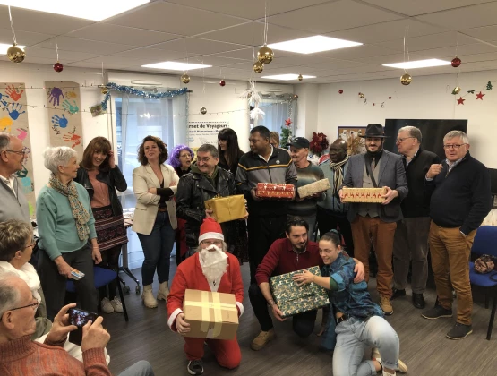 Collecte de box de Noël pour Habitat et Humanisme