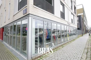 Local commercial - 102m²